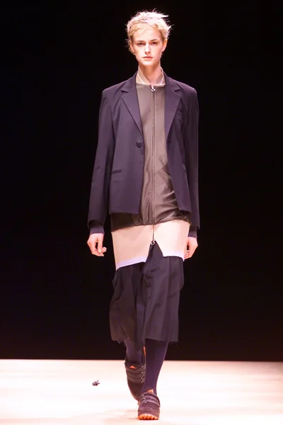 Look 33